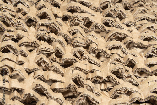 Shredded corrugated cardboard for packaging