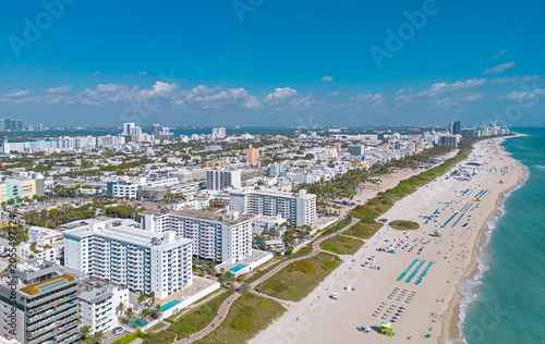 Canvas Print Miami seaside with turquoise ocean and sky