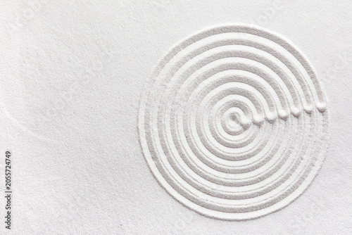 Zen garden sand spiral patt...