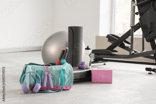Fitness gym bag with exerci...