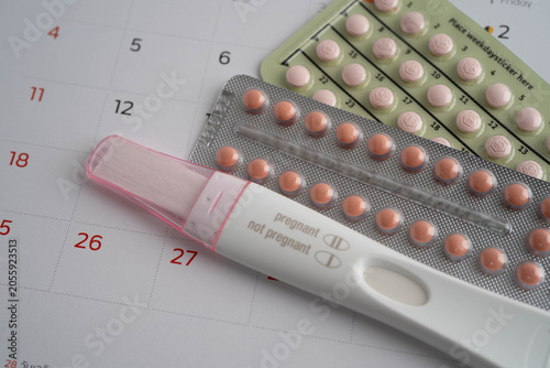 Birth control pills for female of ovulation day, fetus, maternity, childbirth, birth control.