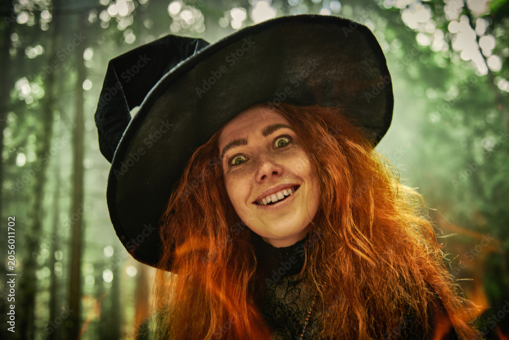 Naklejka premium Playful Woodland Witch