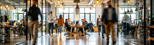 Modern Office Dynamics: A b...