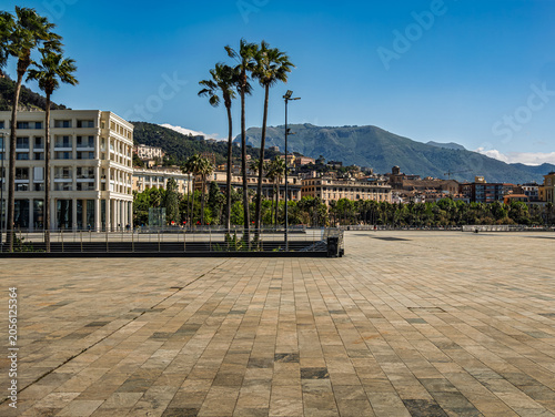 Canvastavla Piazza Del Liberta In Sunny Salerno