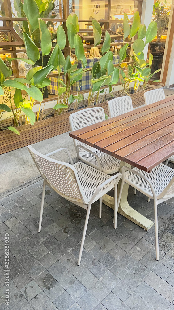 Obraz premium Cafe Interior, Chairs in the Cafe, Cafe Interior, Cafe outdoor, White Chairs