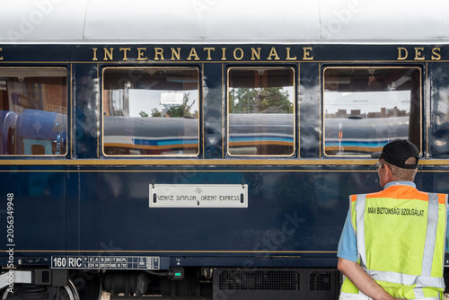 Tableau sur toile Venice Simplon Orient Express In Budapest