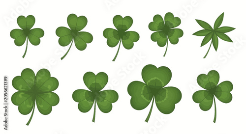 Foto Collection of green clover leaves on for st patricks day