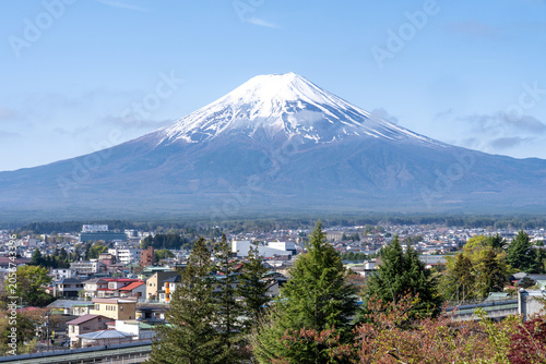 Obraz na plátně Mt Fuji mountain viewpoint in Shimoyoshida, Japan