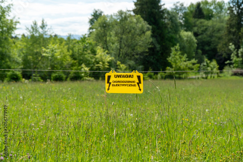 A sign warning against the possibility of electric shock