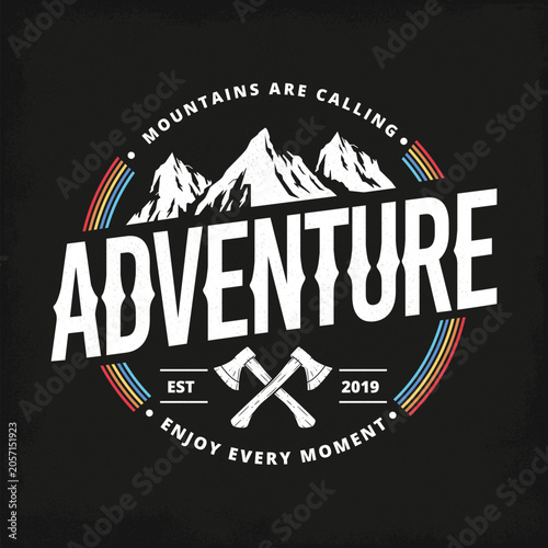 Fotografie vintage adventure hiking climbing mountain logo