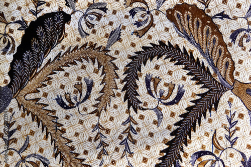 Φωτογραφία elaborate handcrafted batik pattern from Java - feinste handgemachte Batik aus J