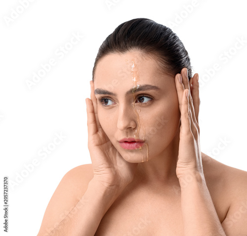 Young woman with dripping h...