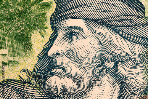 Photos Ibn Rachik a closeup portrait from Tunisian dinar