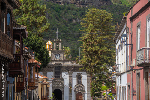 Historic street leading to the Basilica of Our Lady of the Pine in Teror, Gran Canaria, Spain