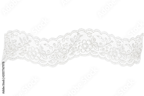 Obraz na plátně Delicate white floral lace trim with scalloped edges and intricate patterns