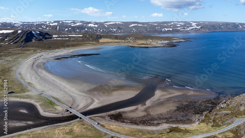 Foto Drone footage taken on the coast of Varanger National Park