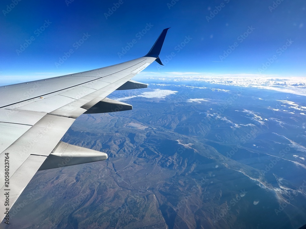Fototapeta premium view from airplane window