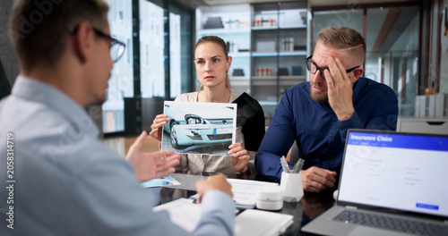 Fotografía Personal Injury Lawyer Reviews Car Accident Case Details