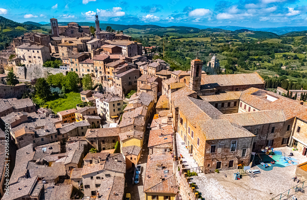 Naklejka premium Aerial view of Montepulciano,Tuscany, Italy