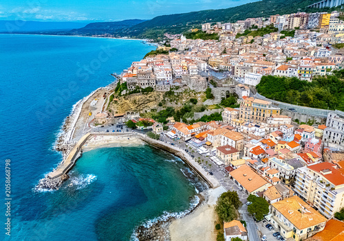 Fotografia The city of Pizzo in the Province of Vibo Valentia, Calabria, Italy