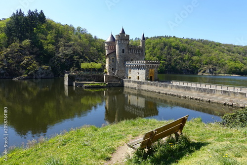 Balade en pays auvergnat, le château de la Roche