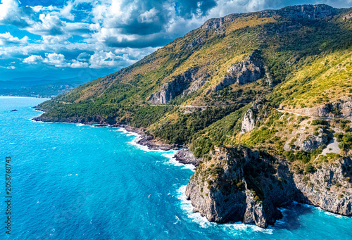 Slika na platnu The coastline near the Midnight Beach, Campania, Italy