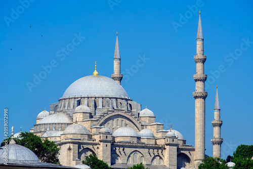 Fotografija Seleymaniye Mosque architecture against clear blue sky