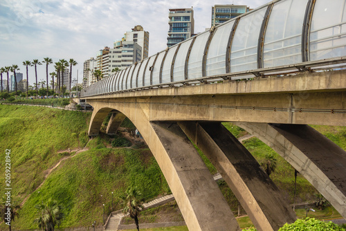 Fotografie Twin Bridge (Eduardo Villena Rey Bridge), Miraflores - Lima, Peru