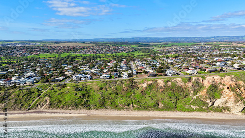 Tablou pe pânză Moana, South Australia – 4K aerial drone view of coastal cliffs, sandy beach, tu