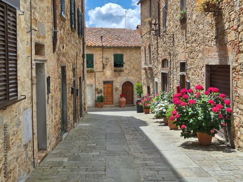 Photos Traditional medieval village in Tuscany, Italy, Europe