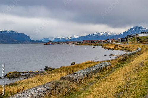 Obraz na płótnie Pureto Natales Patagonia -Coastal highway view