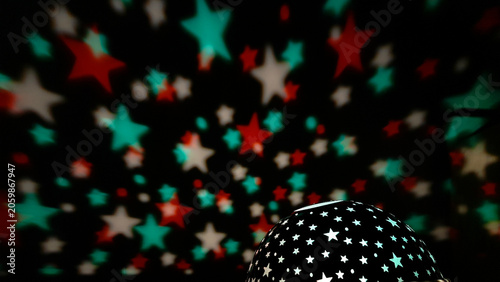Foto Lampada con le stelle per la camera dei bambini - stupendo