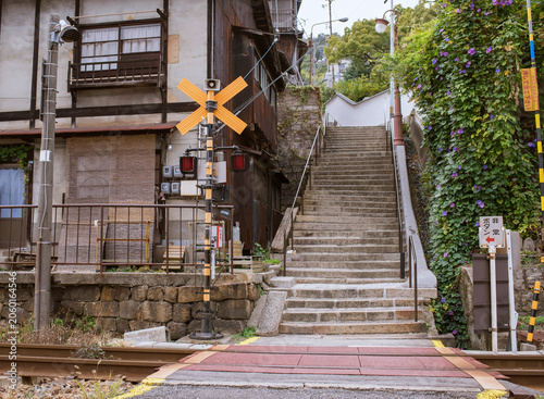 広島県・尾道市　千光寺前踏切と坂道