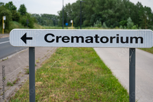 Foto Crematorium direction sign