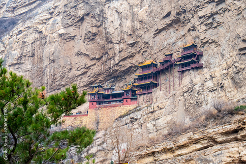 Slika na platnu The Incredible Hanging Temple Built into a Cliff in Datong, China