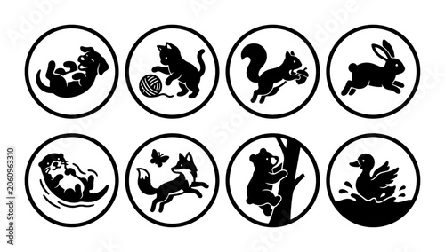 Canvas Print Playful Animal Silhouettes: 8 Cute Vector Icons for Wildlife and Nature Designs,