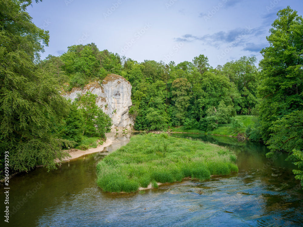 Fototapeta premium Wanderung durch das zauberhafte Donautal bei Inzigkofen
