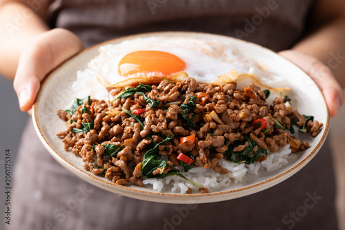 Fotografie Thai food, Stir-fried holy basil with minced pork with cooked rice and fried egg