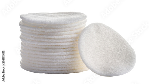 Bild auf Leinwand Stack of white cotton pads and one pad in front