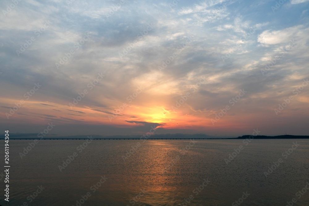 Obraz premium sunset over the sea