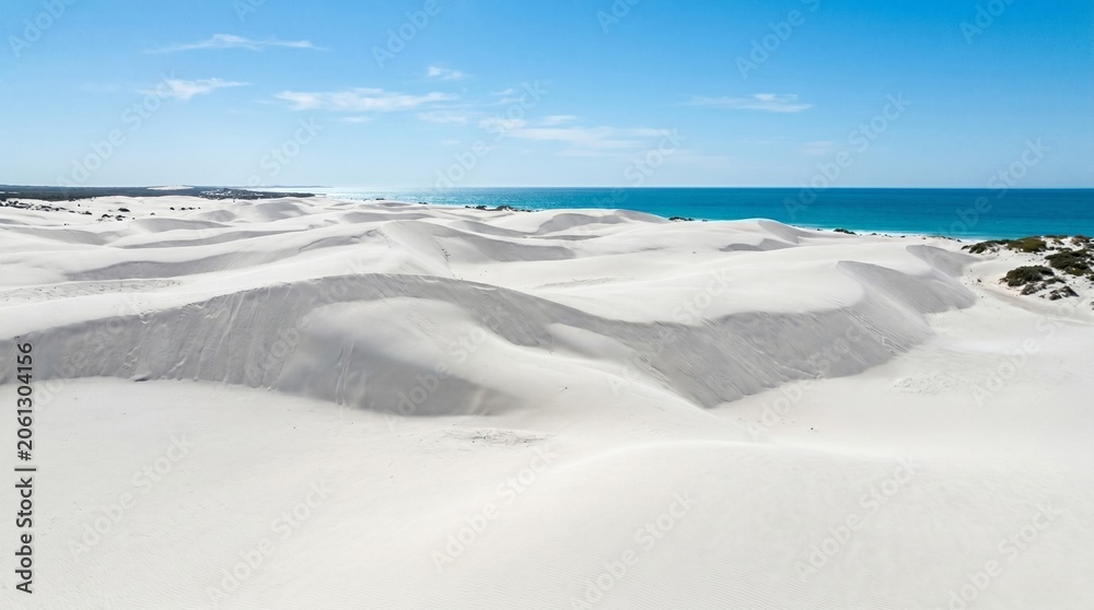 Fototapeta premium snow on the beach