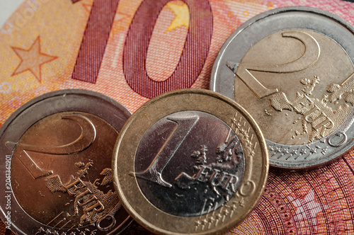 Mindestlohnerhöhung auf 15,- Euro erhöhen