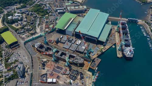 Canvas-taulu Aerial View of Imabari Shipyard and Dockside Construction Facilities
