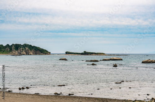 神奈川県　葉山町の初夏の海岸風景