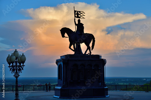 Fotografie Monument to Prince Vladimir and Saint Theodore, Vladimir, Golden Ring of Russia