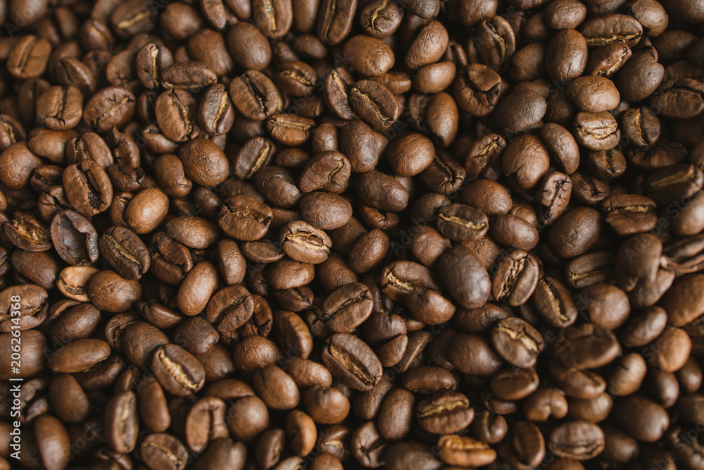 Fototapeta premium Roasted coffee beans close-up background