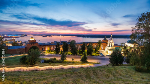 Bild auf Leinwand Nizhny Novgorod and Kremlin at sunset, Volga River
