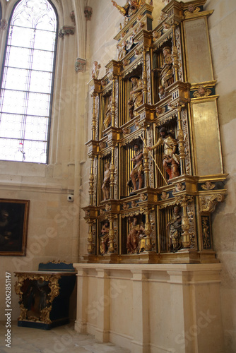 Bild auf Leinwand baroque altarpiece in a chapel in a gothic cathedral in burgos in spain