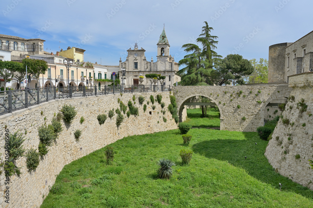 Obraz premium Aragonese castle, dry moat and ancient town of Venosa, Basilicata, Italy
