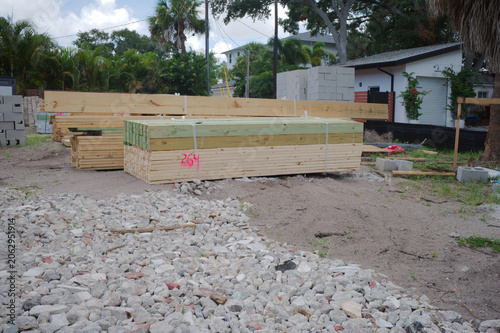 Fotografija Unfinished cinderblock building at a residential construction site showing concr